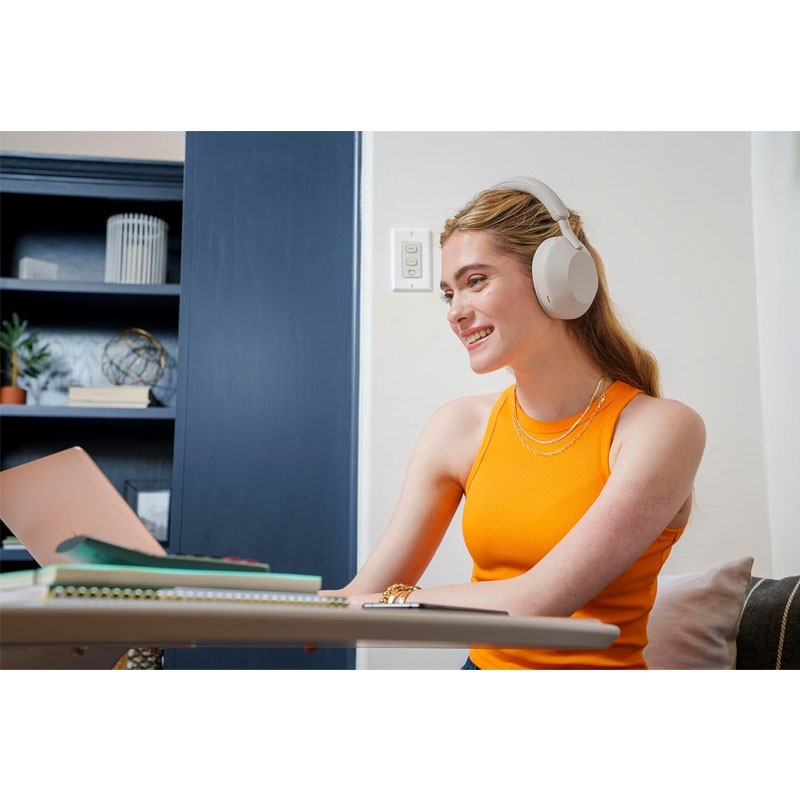 Sony WH-1000XM5, Up To 40 Hours Battery, Carrying Case, Best Active Noise Cancelling Wireless Bluetooth Over Ear Headphones With Mic For Clear Calling, White-30342